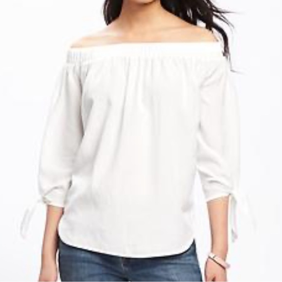 Saks Fifth Avenue Tops - SAKS FIFTH AVENUE White 100% linen Off-Shoulder Blouse